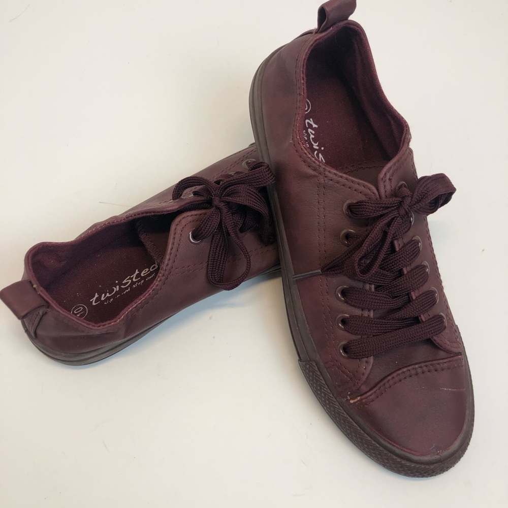 Twisted Sneakers in Burgundy Sz 10